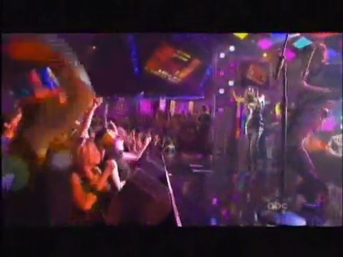 bscap0590 - Avril Lavigne live What the hell at Dick Clarks New Year