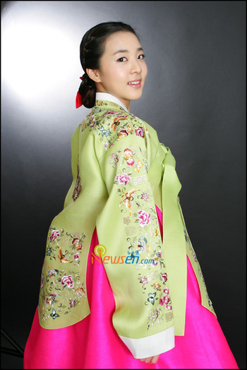 Oki_Jan_Mi - Poze costume traditionale  coreene