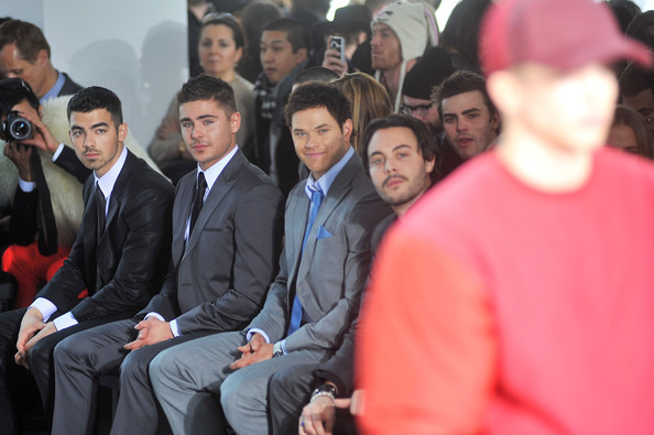 Joe+Jonas+Calvin+Klein+Men+Collection+Front+mMB9nKPgspMl - Calvin Klein Men s Collection - Front Row - Fall 2011 Mercedes-Benz Fashion Week