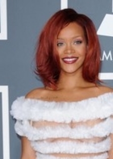 Rihanna+53rd+Annual+GRAMMY+Awards+0xVy7EafVd6l_002 - puzlle013