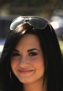 Demi+Lovato+Demi+Lovato+Sighting+ZM-OAUoU5JPl_002