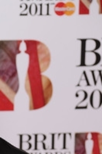 Justin+Bieber+BRIT+Awards+2011+Winners+Boards+o5YfKxkKojdl_003 - puzle cu vedete