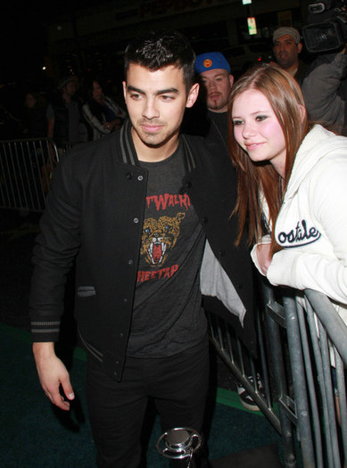 Joe+Jonas+Stars+Music+Box+Theater+mR6Jml-gdS4l