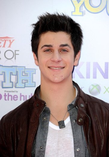 182726_111013795642686_108464925897573_83782_633347_n - David Henrie