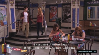 normal_selena-gomez-0101 - Wizards of Waverly Place Season 4 Dancing with Angels Screencaps