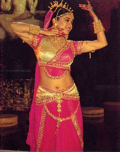 image-328 - Madhuri Dixit