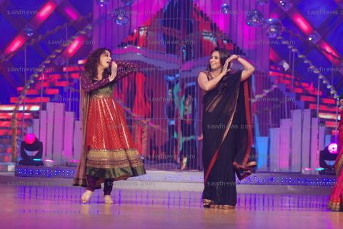 Rani_Mukerji_Madhuri_Jhalak_Dikhla_Jaa