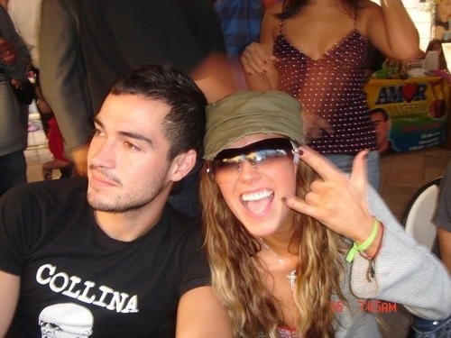 Anahí y Poncho 3 - Anahi si Alfonso