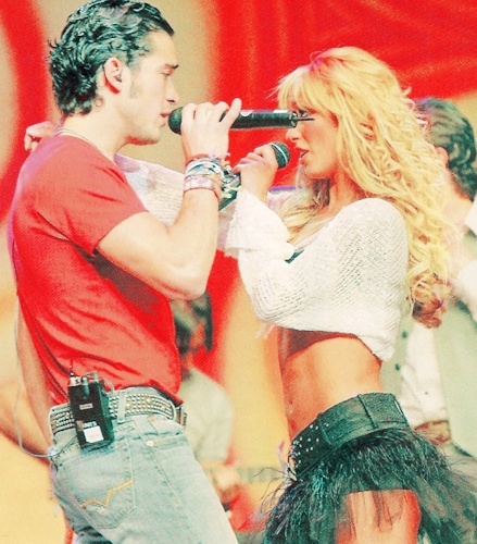 Live in Hollywood.png - Anahi si Alfonso