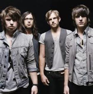 kings of leon - Voteaza cea mai cool trupa