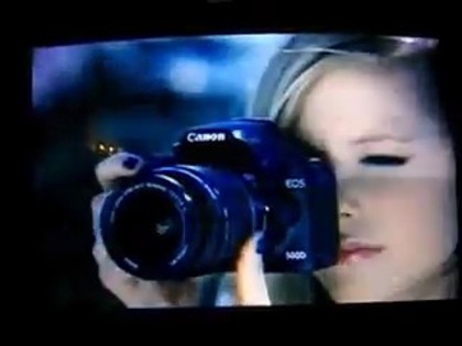 bscap0015 - Avril Lavigne - Canon Singapore Comercial - Captures by me