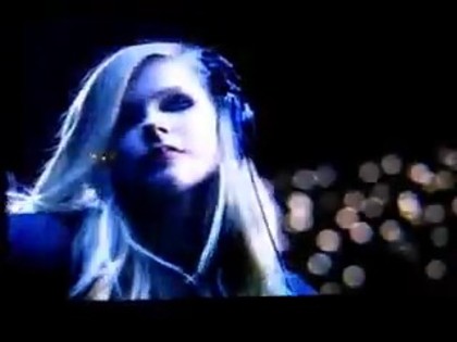 bscap0216 - Avril Lavigne - Canon Singapore Comercial - Captures by me