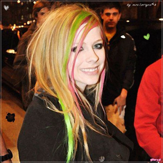 0086889251 - New Glittery with Avril Lavigne aka Abbey Dawn