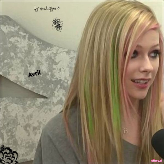 0086982155 - New Glittery with Avril Lavigne aka Abbey Dawn