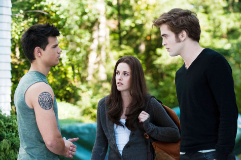 00012282 Kristen Stewart intre Taylor Lautner si Robert Pattinson   imagini noi din Eclipse