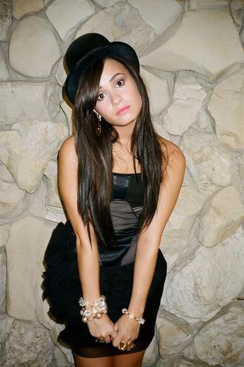 demi-lovato-474612l - poze DEMI LOVATO