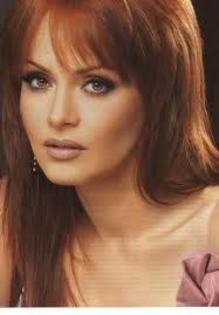 imagesCAPZ31VG - POZE GABRIELA SPANIC