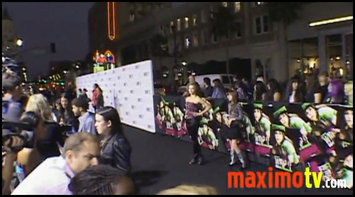 bscap0210 - 0 Bella Thorne at WHIP IT Premiere in Hollywood 0