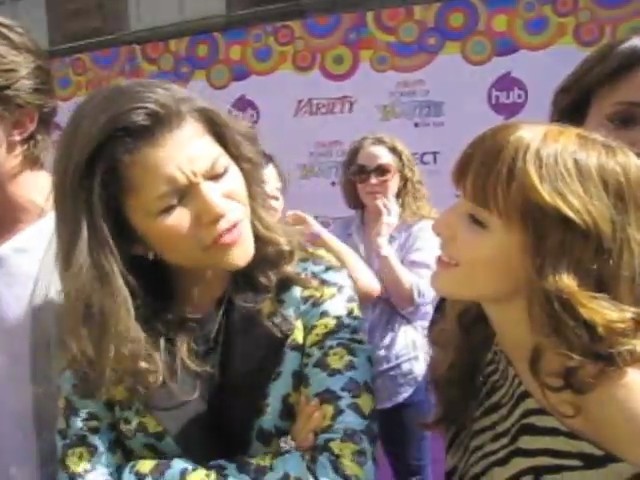 bscap0072 - 0 Bella Thorne and Zendaya Coleman talk Justin Bieber 0
