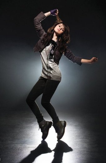 Selena Gomez dance