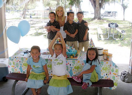 179413_121999101202070_121914737877173_130147_1706009_n