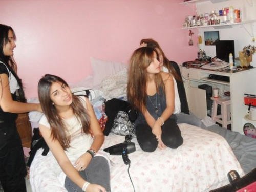 168309_106548959421843_100002002187889_46643_7175887_n