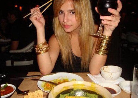 180012_105392406204165_100002002187889_36434_87536_n