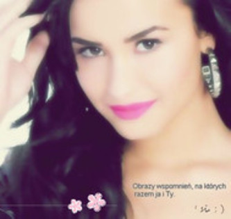 30128897_BWGBNFFMN - demi lovato poze