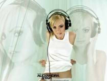 30314031_CBKUXRAPR - Alexandra Stan