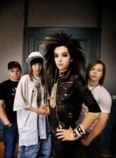 21482198_JAWIUNYDN - ToKiO HoTeL