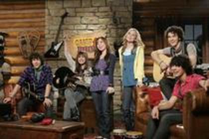 27532266_JCDWDBODZ - poze camp rock1