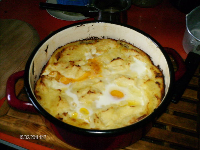 ochiuri in pireu de cartofi