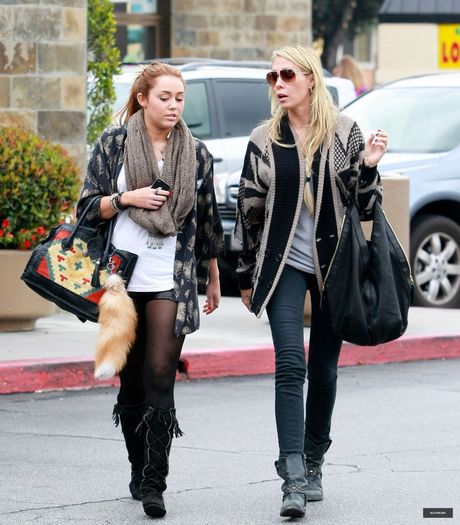 10 - Having Lunch in Burbank - February 15