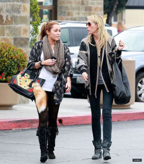 16 - Having Lunch in Burbank - February 15