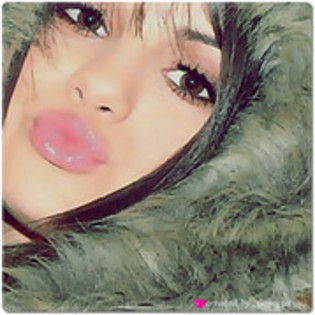 28998287_IZUCVIVFP - selena gomez