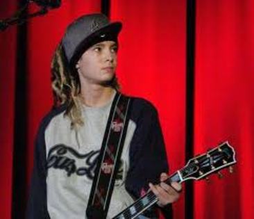 images (32) - Tom Kaulitz