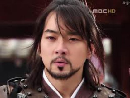 34804_170988842937142_106934462675914_310383_5886821_n - bq---jumong---qb