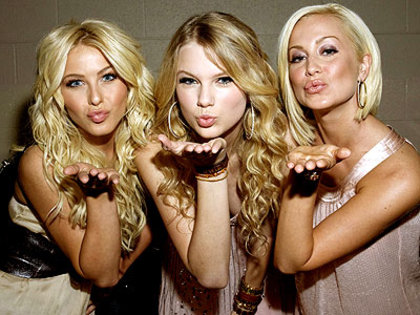 taylor_swift1_400[1] - TAYLOR SWIFT
