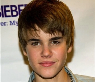 8025b7_biebs_11292010 - JuSs BiEbEr