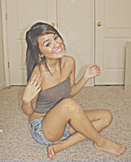 50502_334627951435_469360_n