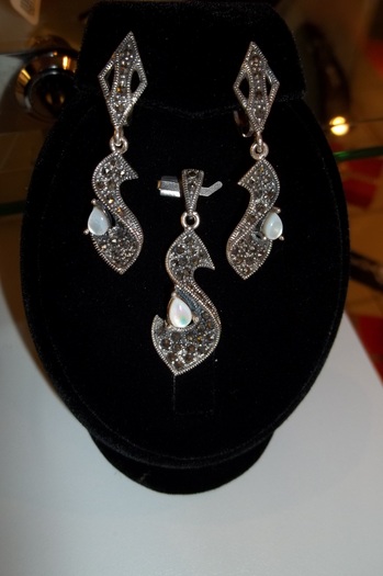 Set marcasite sidef