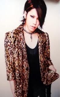 images - Aoi-poze2011