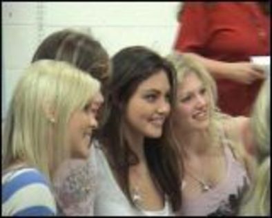 phoebe-tonkin_148 - H2o Cleo
