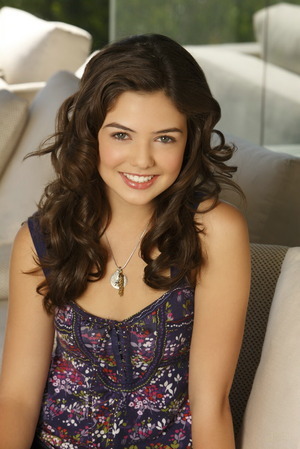 danielle-campbell-10743