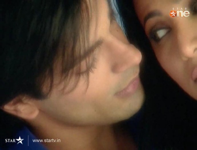 DillMillGayye-666-3-Episode666-Clip34DillMillGayye93690012_0029 - ArmaanRiddhima photo new