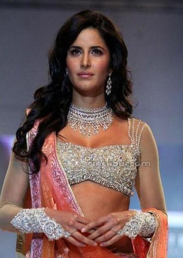 9432248Katrina-Nakshatra-Show-4 - Katrina Kaif new