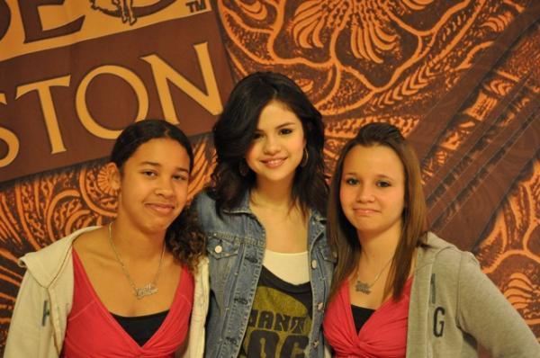 DSC_0067_2 - xSelena Houston Rodeo 2010