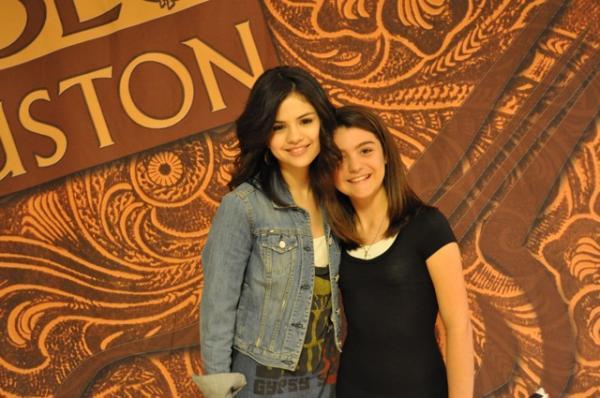 DSC_0055_1 - xSelena Houston Rodeo 2010