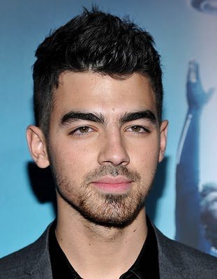 168745_129733290423663_128755540521438_191994_4633837_n