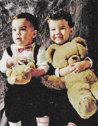 167747_131690666894592_128755540521438_208252_5407383_n